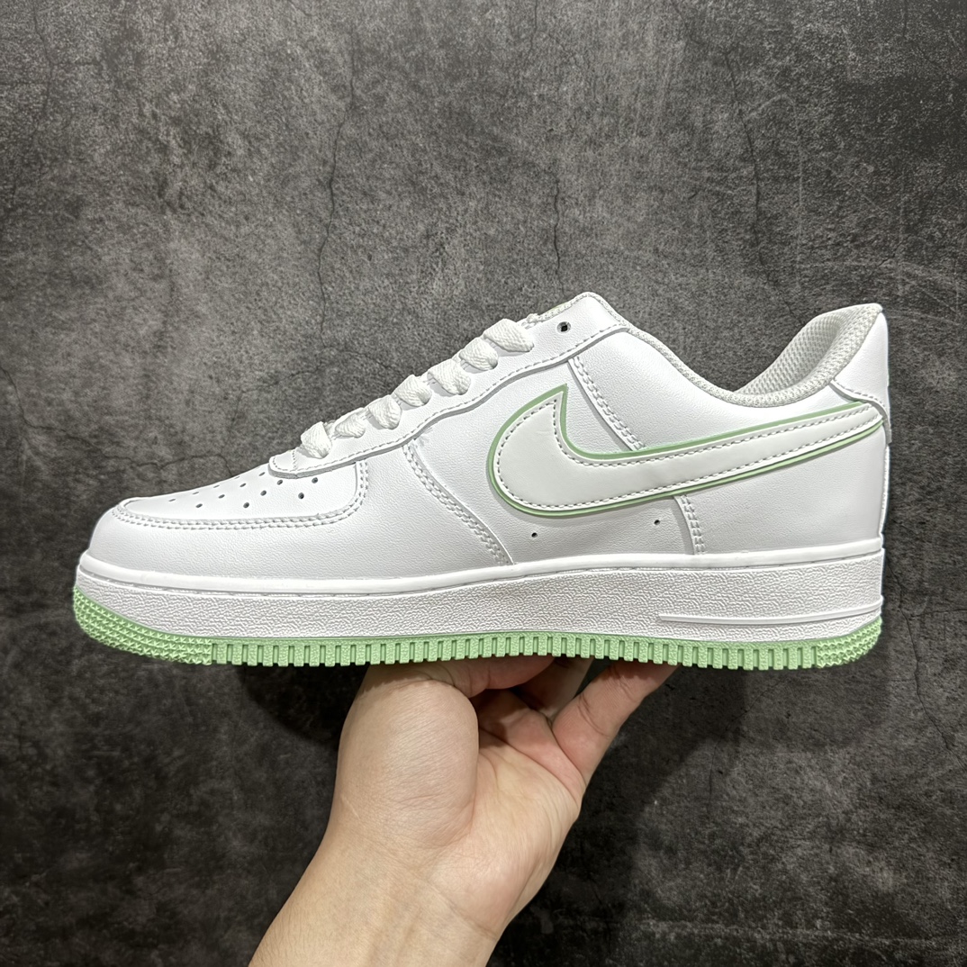 纯原平台版特价 Nike Air Force 1 Low 空军一号系列  DV0788-105