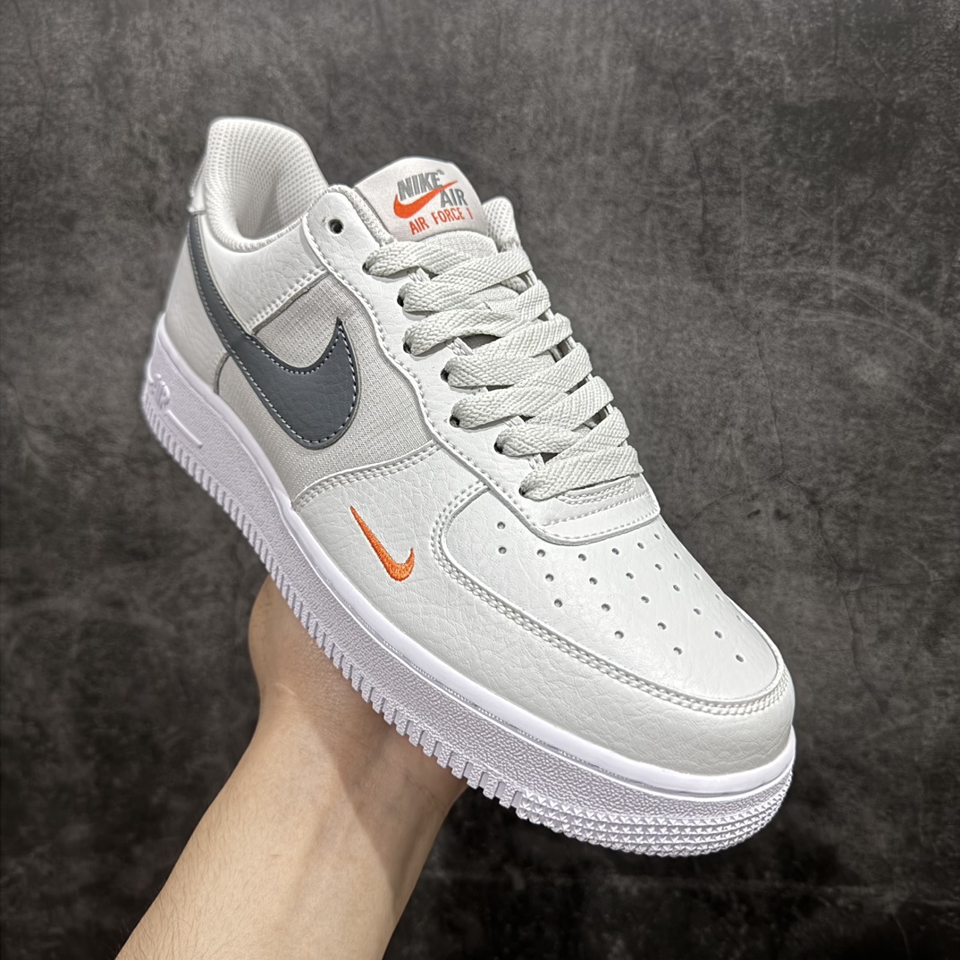 HY纯原 耐克Nike Air Force 1 07 LV8 Low”Photon Dust/Safety Orange”空军一号经典低帮百搭休闲运动板鞋“光子灰橙提拉环” HF3836-001