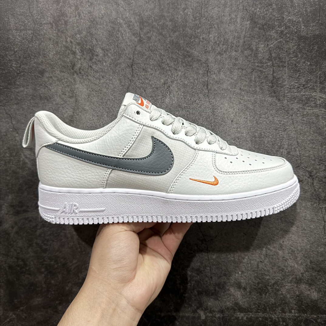 HY纯原 耐克Nike Air Force 1 07 LV8 Low”Photon Dust/Safety Orange”空军一号经典低帮百搭休闲运动板鞋“光子灰橙提拉环” HF3836-001