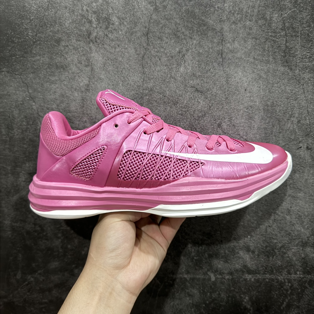 【K版纯原】NK Lunar Hyperdunk HD2012 实战篮球鞋乳腺癌 货号：524934-601n实战神鞋 绝迹单品 圈内高端零售大神实体冲Z唯一指定的渠道版本 非PT本地产物 品控细节要求做到极致完美 材料细节质感百分百区别市面任意代号纯原版本 不惧任何对比 市场独一档的产物 实体冲Z标准严格把控 每一处细节分毫不差 原汁原味公司货的味道Size：40 40.5 41 42 42.5 43 44 44.5 45 46 编码：XZ220240-莆田鞋批发中心