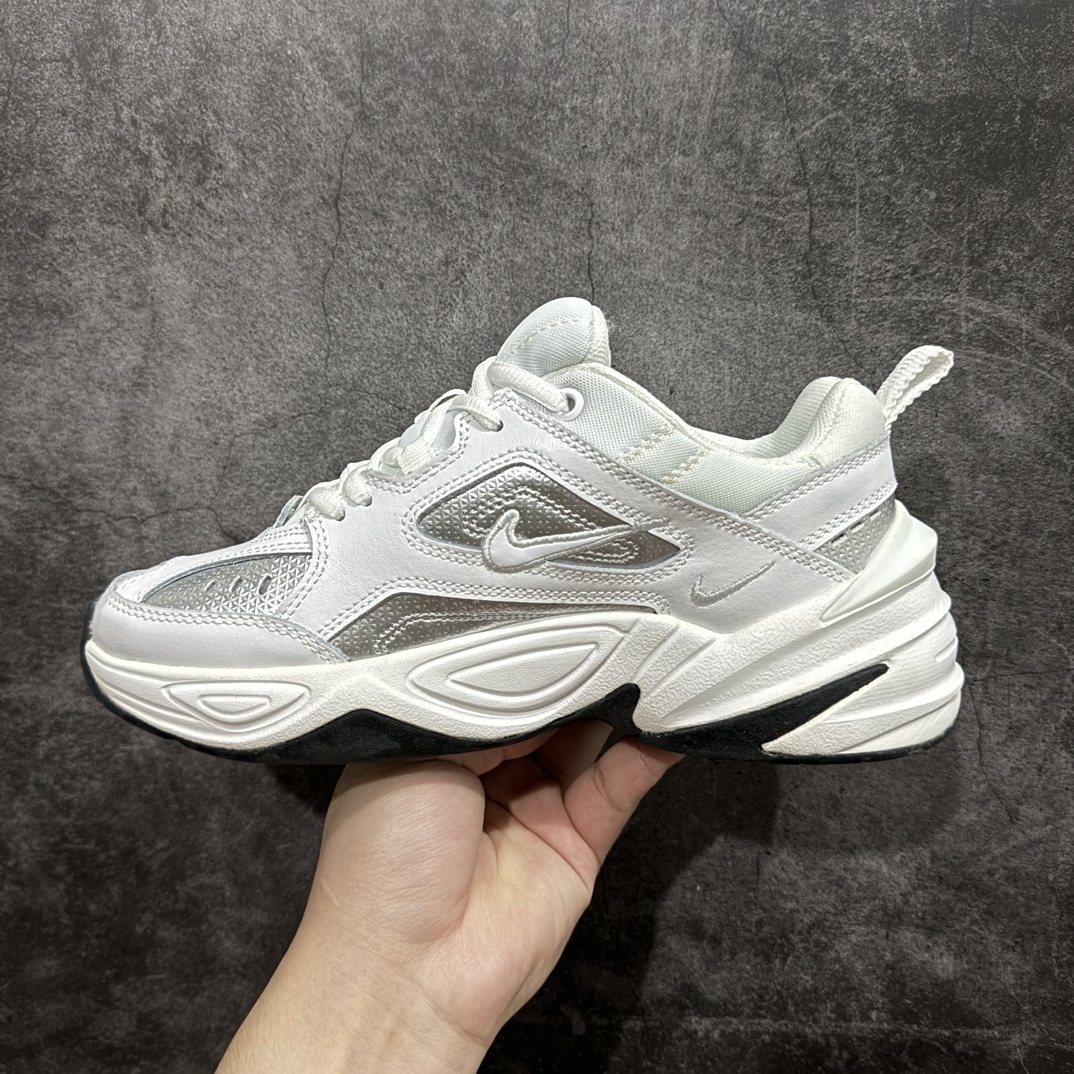 图片[2]-【纯原版】NIKE M2K Tekno 复古潮流百搭休闲运动旅游老爹鞋  CJ9583-100nn市面1:1最强版本 官方新版二维码鞋标 扫码直达官网 客供原厂模具 内增专柜防尘纸 配件齐全 鞋盒钢印 合格证 独立一次发泡轻量高回弹私模 后跟使用台湾代工厂一致定型机定型 线条效果和脚感完美 真正一码一模1:1对应生产 区别市面诸多版本！ 尺码：35.5 36 36.5 37.5 38 38.5 39 40 40.5 41 42 42.5 43 44 44.5 45 编码：LDS230240-鞋库