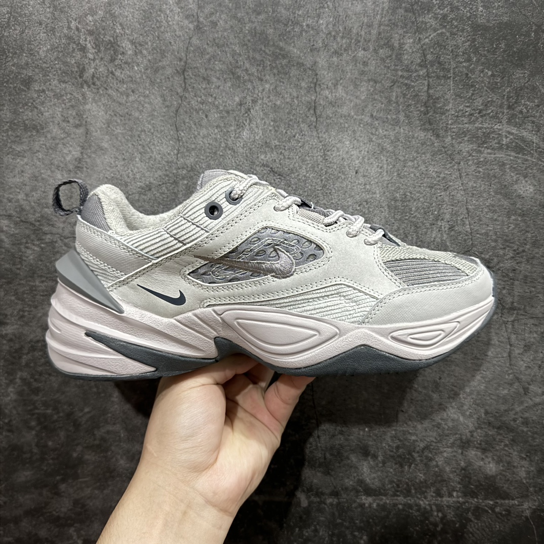 【纯原版】NIKE M2K Tekno 复古潮流百搭休闲运动旅游老爹鞋  BV0074-001nn市面1:1最强版本 官方新版二维码鞋标 扫码直达官网 客供原厂模具 内增专柜防尘纸 配件齐全 鞋盒钢印 合格证 独立一次发泡轻量高回弹私模 后跟使用台湾代工厂一致定型机定型 线条效果和脚感完美 真正一码一模1:1对应生产 区别市面诸多版本！ 尺码：35.5 36 36.5 37.5 38 38.5 39 40 40.5 41 42 42.5 43 44 44.5 45 编码：LDS230240-莆田鞋批发中心