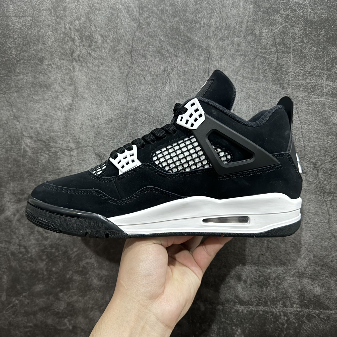 图片[2]-【莞产裁片】Air Jordan AJ4 Retro 白黑雷公 FQ8138-001nn大厂出品 值得信赖的产品n原鞋开发 全鞋为原鞋一致麂皮材质 质感满满n鞋型到位 正宗乔4的完美鞋型 鞋舌长度同步原鞋n原厂网格不打皱 鞋底有刷漆 正确电脑针车走线 超高裁边清洁度n值得入手零售的好货，优势价格主推💪🏻 尺码：40.5-47.5 编码：LJQ470500-鞋库