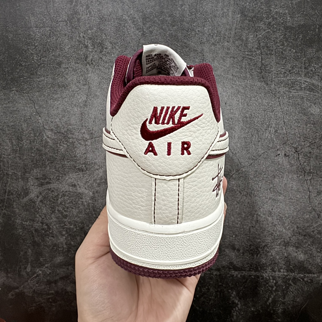 图片[4]-【公司级】海外限量发售 Stussyx Nike Air Force 1 Low 斯图西联名 米酒红反光空军一号低帮休闲板鞋 客供高亮3M反光 定制皮料 折边针车 工艺难度大 原楦头原纸板 内置全掌气垫 货号：UN1635-555nSIZE：36 36.5 37.5 38 38.5 39 40 40.5 41 42 42.5 43 44 44.5 45 编码：HXS290300-莆田鞋批发中心