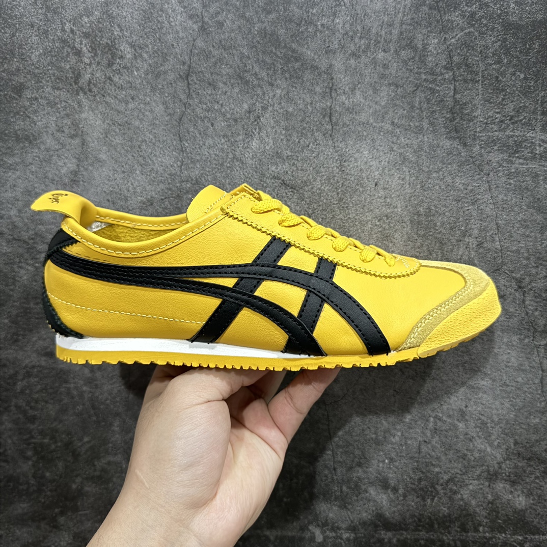 【MOK纯原】Asics Onitsuka Tiger MEXICO 66 亚瑟士鬼冢虎复古经典板鞋n市场最强版本 每个配色均购入原鞋校对 真正原厂头层牛皮 如假包赔 纹路、色泽、皮心颜色 质感百分百还原 海外订单工厂出品 超成熟稳定的做工品控 原装全套纸板楦头开发 原汁原味 完美呈现版型 私模正确鞋底咬花纹路 一比一鞋头弧度高度鞋身弧度 绝不口嗨 细节品控鞋型随意秒杀市面 原档咬花纹路私模大底 一个单元有六个三角形 总体形拼接呈现花瓣状 官方四联吊牌 原装Ortholite轻量化鞋垫 原盒原配 质保卡 说明书 钢印防尘纸  纸板中底带钢印 乳胶组合鞋垫 支持全方位的对比专柜 产品从款式颜色造型上体现出追求舒适和细节的完美 鞋类更是推崇手工制作的严谨与完美 融舒适性与可穿性的设计风格 注重细节的完美和别致魅力 既保持稳重 又不失轻松的时尚感 尺码：36 37 37.5 38 39 39.5 40 40.5 41.5 42 42.5 43.5 44 45 46 编码：LE270280-鞋库