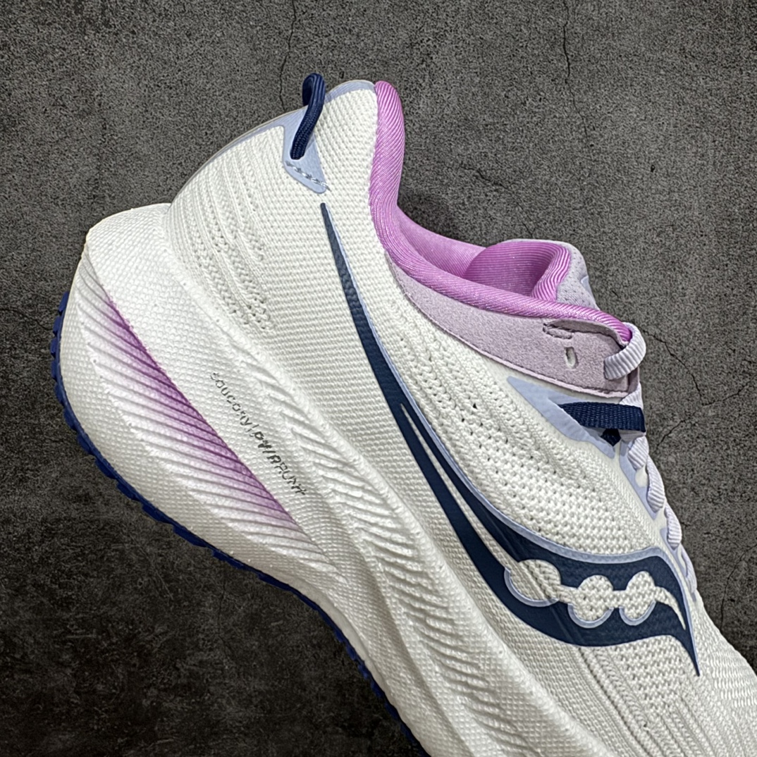 图片[7]-【纯原版】Saucony Triumph 21 索康尼 胜利21系列 低帮 系带减震耐磨透气低邦马拉松跑步鞋n从胜利走向胜利，世界四大慢跑鞋之一！世界四大慢跑鞋之一，来自美国拥有120多年历史的Saucony（索康尼），本次体验的胜利TRIUMPH 21属于其产品矩阵中的旗舰缓震类。公认为全球唯一的能够同时提供缓震和稳定功能的PWRRUN+中底技术系统，重新调教的加厚脚感更舒适，回弹更出色。前后掌坡差增到10mm，有效缓解落地时冲击力，适合入门新手和大体重跑者。胜利TRIUMPH 20采用PWRRUN+材质中底，前后掌坡差增到10mm，对各种跑步人群都很友好。胜利TRIUMPH 21的脚感号称跑者头等舱并非浪得虚名，不同于其他竞品一味追求的踩屎感，这是一种很有韧性的弹，很有包裹感，安全感的，让人放心的舒适的弹性 尺码：36-45带半码 编码：AC280300-莆田鞋批发中心