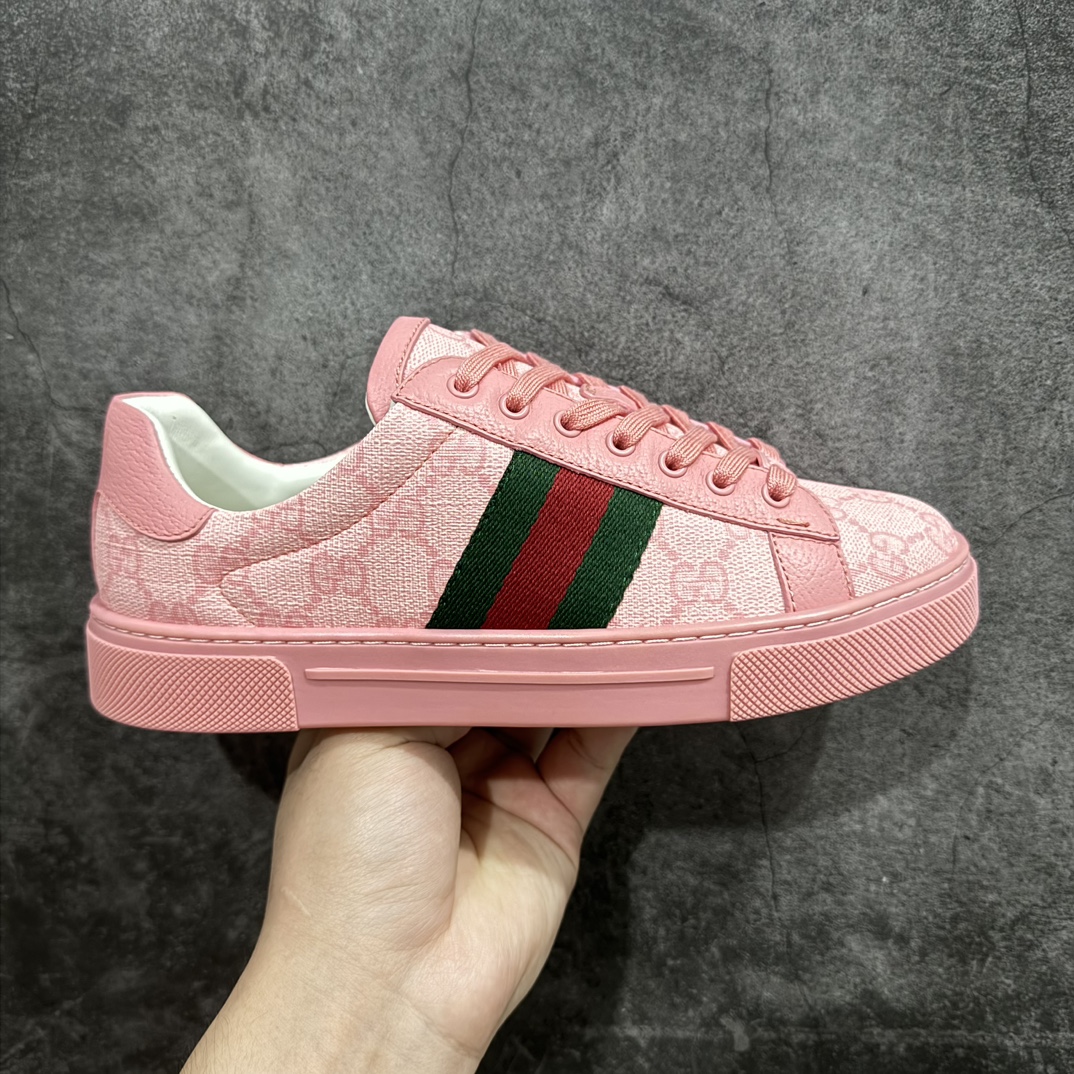 【广东纯原版本】Gucci Ace 小白鞋系列全套专柜星座配件及包装物外盒标嵌入核心防伪芯片装置及鞋子支持NFC感应读取n附送鞋舌仿试穿环保纸垫n采用丝绸头层小牛皮鞋面及头层蛇皮纹后套饰片n超软皮内里灌注缓震PU脚垫n高工艺无缝细空胶技术n贴楦误差0.05mm,鞋底采用固特异内外锁死工艺n外置TPU防变形色块耐磨橡胶外底n完美融合复古元素与街头潮流！意大利奢侈品牌-古驰Gucci 1970 ACE Low Sneaker 系列低帮复古百搭休闲运动小白板鞋 尺码：35-39 编码：HH390420-鞋库