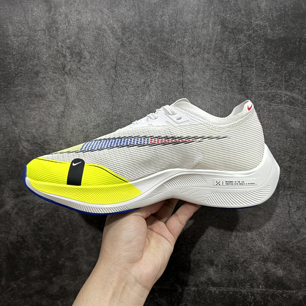 顶级真碳版NikeZoomXVaporflyNext%马拉松跑步鞋CU4111-103市场首发真碳板马拉