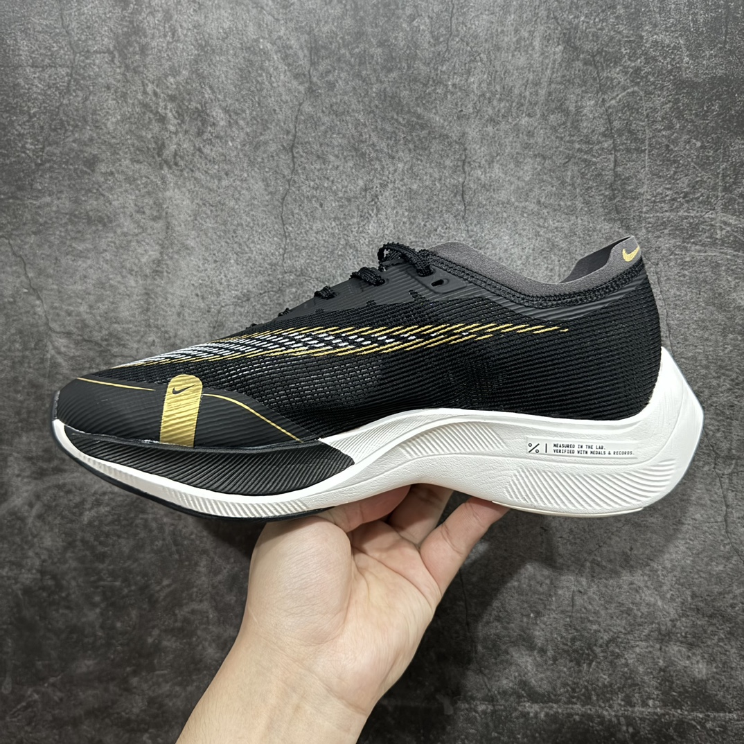 顶级真碳版NikeZoomXVaporflyNext%马拉松跑步鞋CU4111-001市场首发真碳板马拉