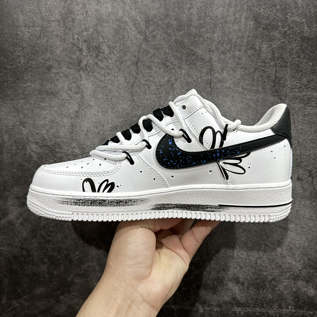 图片[2]-【公司级】官方爆款定制 二次元主题 Nike Air Force 1 Low’07 小皱菊 喷绘 空军一号绑带低帮休闲板鞋 定制皮料 原厂3D打印 定制鞋盒 原楦原纸板 纯正空军版型 内置全掌气垫 货号：ZH0316-025 Size：36 36.5 37.5 38 38.5 39 40 40.5 41 42 42.5 43 44 44.5 45 编码：HXS310320-鞋库