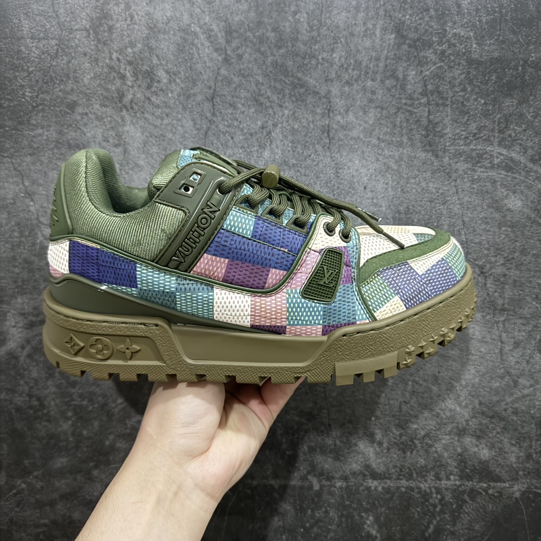 【广东纯原版本】Louis Vuitton 24ss走秀款 胖丁LV Trainer 面包鞋 DIY串珠 这双“变胖”了的Trainer备受瞩目！立体饱满的彩色鞋身，搭配鞋带上的撞色字母和Logo  尺码：39-45 编码：HH480520-鞋库