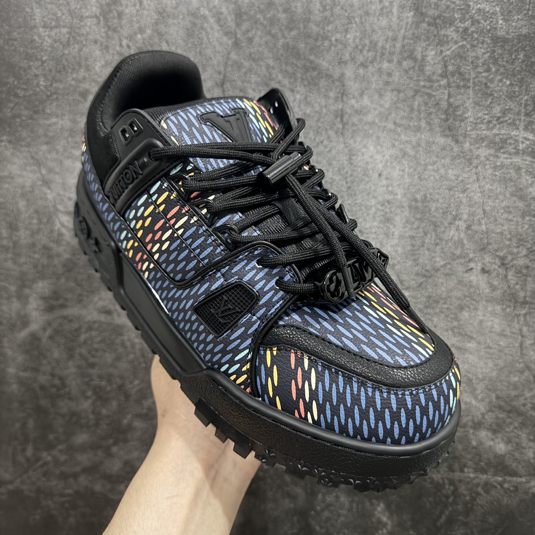 图片[3]-【广东纯原版本】Louis Vuitton 24ss走秀款 胖丁LV Trainer 面包鞋 DIY串珠 这双“变胖”了的Trainer备受瞩目！立体饱满的彩色鞋身，搭配鞋带上的撞色字母和Logo  尺码：39-45 编码：HH480520-鞋库