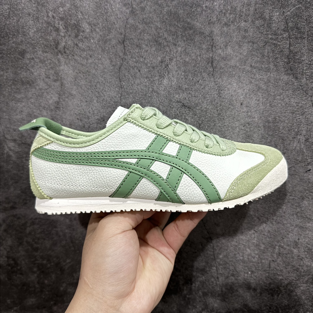 【PH纯原】Asics Onitsuka Tiger MEXICO 66 亚瑟士鬼冢虎复古经典板鞋n印尼厂Oem原单材料 除成型在PT外n其余全部客供材料 淘宝B级代购店铺内供💯n四联官方吊牌 乳胶组合鞋垫、羊皮纸质中底 不用宰手买专柜 这里满足你👊🏼 全新工厂开发 一线品质 全部原鞋一比一开发  货号：DL408-9001 Size：36-46 全码出货 编码：T1230250-鞋库