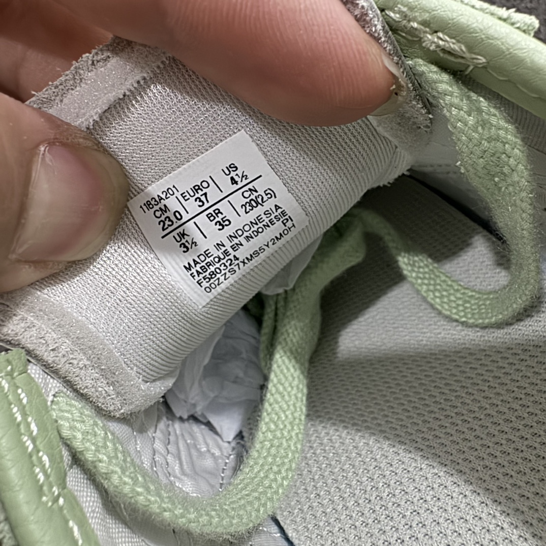 图片[8]-【PH纯原】Asics Onitsuka Tiger MEXICO 66 亚瑟士鬼冢虎复古经典板鞋n印尼厂Oem原单材料 除成型在PT外n其余全部客供材料 淘宝B级代购店铺内供💯n四联官方吊牌 乳胶组合鞋垫、羊皮纸质中底 不用宰手买专柜 这里满足你👊🏼 全新工厂开发 一线品质 全部原鞋一比一开发  货号：DL408-9001 Size：36-46 全码出货 编码：T1230250-鞋库