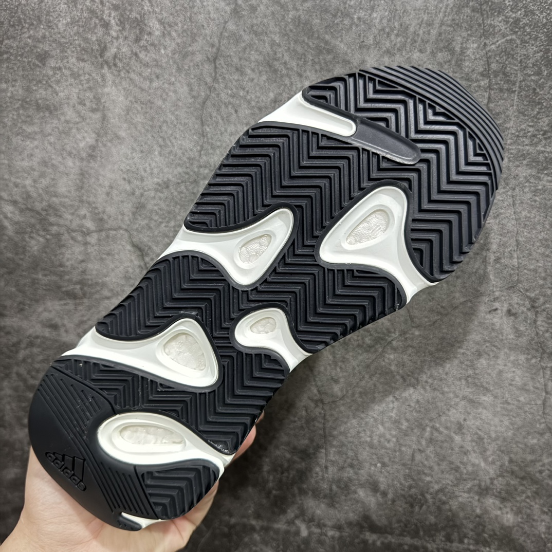 S2纯原版本 Yeezy Boost 700 MNVN Laceless “Phosphor”柠檬黄 GY2055