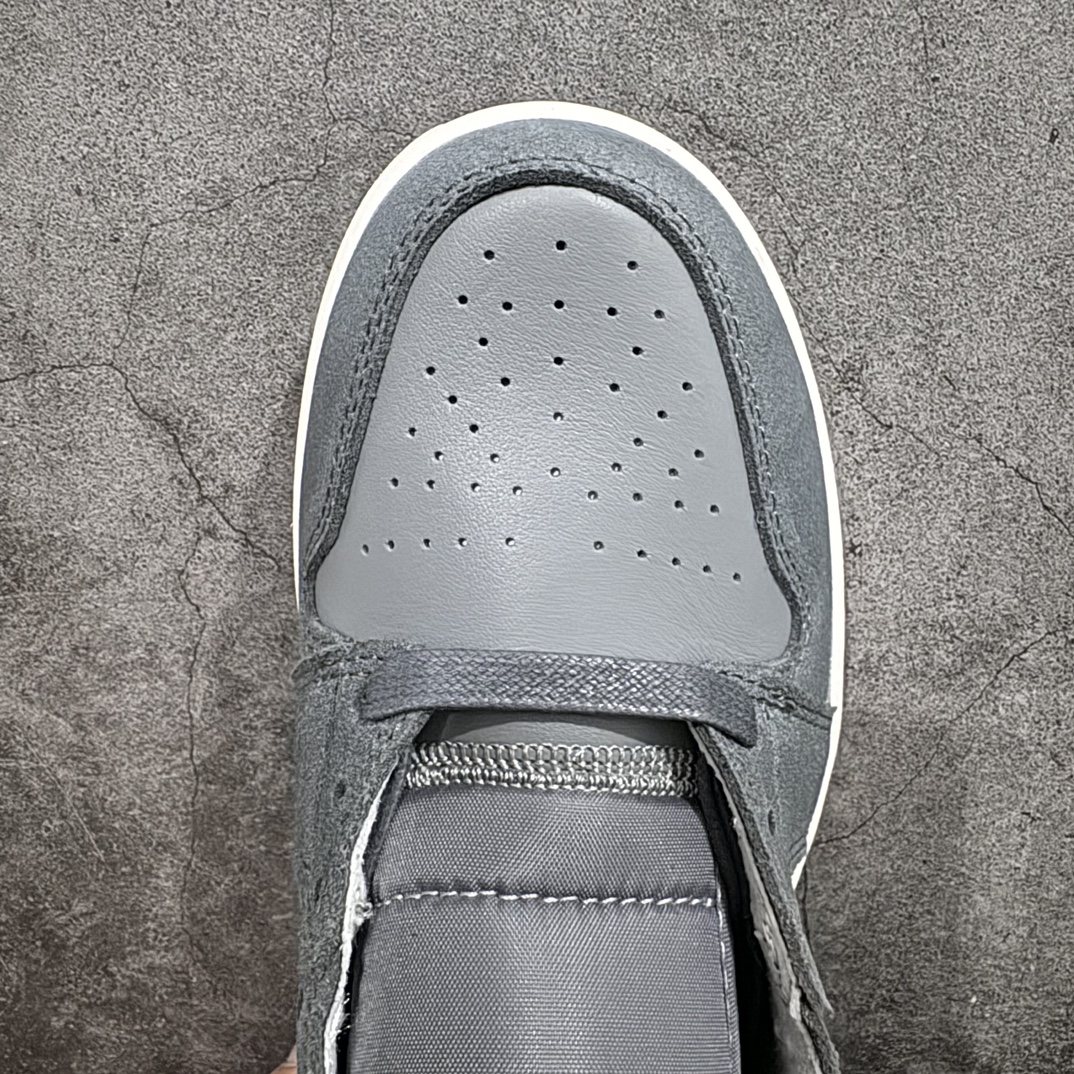 图片[5]-【DT纯原】Air Jordan AJ1 Mid 中帮 烟灰色 FJ3448-001nn终端优势供应 市面中低帮最具代表性版本没有之一 口碑大厂出品 品控大底版型不断改良更新 全套原纸板楦头开发 确保原汁原味 完美呈现版型 完美零毛边处理 原厂内置全掌气垫 价格定位良心 平台专用代工流水线出品 一眼公司既视感 拿到手的一瞬间就与众不同 碾压市面所有版本 全部原鞋开发 每一个配色都会采购原鞋确认细节 打破市面看图做货无好货之说SIZE：35.5 36 36.5 37.5 38 38.5 39 40 40.5 41 42 42.5 43 44 44.5 45 46 编码：DT300310-鞋库