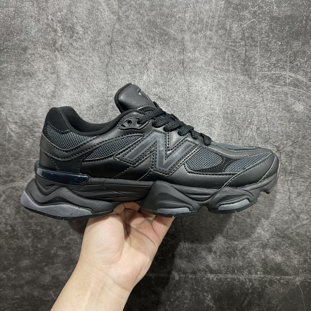 纯原版 New Balance NB9060 联名款 复古休闲运动慢跑鞋 白棕色 U9060NRI