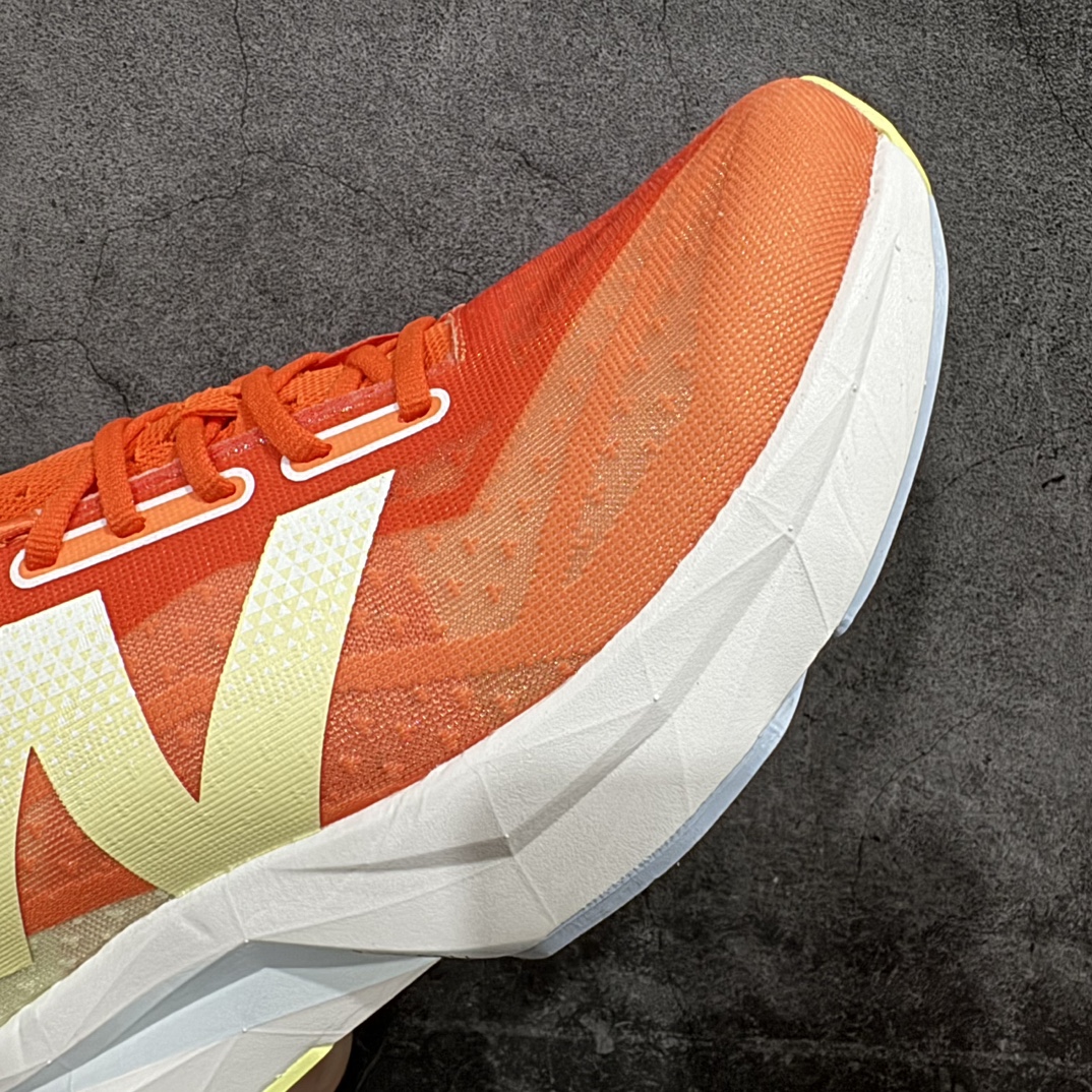 图片[6]-【公司级】NB新百伦New Balance FuelCell Rebel v4 Preview 叛逆者v4系列低帮超轻量化马拉松运动慢跑鞋 WFCXLR4nn男女鞋真标半码制n原楦原纸版开发版型n采用超轻透气3D针织网纱线材料结构鞋面及打印Logo细节n中底嵌入FuelCell轻量化技术组合全掌纤维塑料TPU板❗️n全天候日常跑鞋！ 尺码：36 37 37.5 38 38.5 39.5 40 40.5 41.5 42 42.5 43 44 45 46n条码编码：MZ230250-鞋库