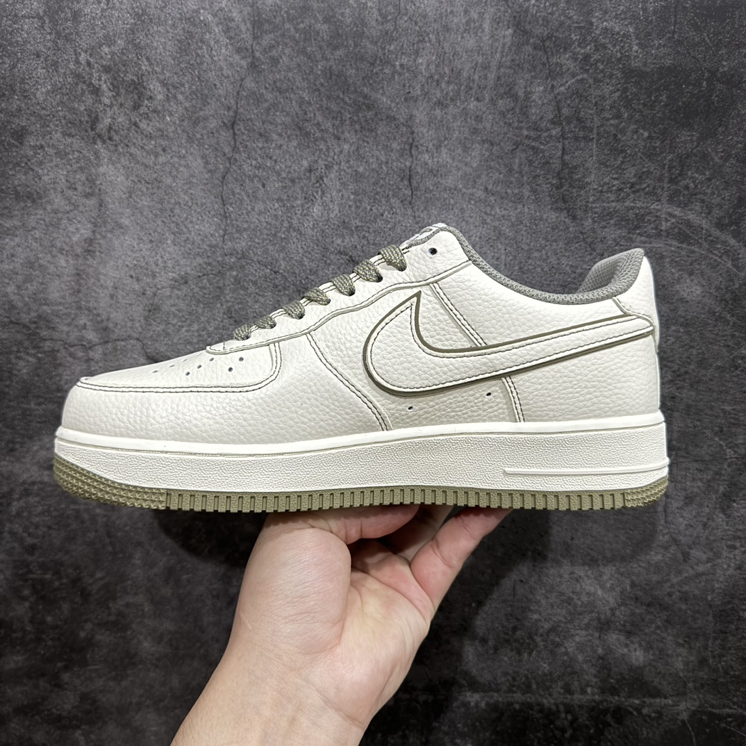 图片[2]-【定制版】海外限量发售 公司级 Stussyx Nike Air Force 1 Low 斯图西联名 军绿色反光空军一号低帮休闲板鞋 客供高亮3M反光 定制皮料 折边针车 工艺难度大 原楦头原纸板 内置全掌气垫 货号：UN1635-777nSIZE：36 36.5 37.5 38 38.5 39 40 40.5 41 42 42.5 43 44 44.5 45 编码：LF290300-鞋库