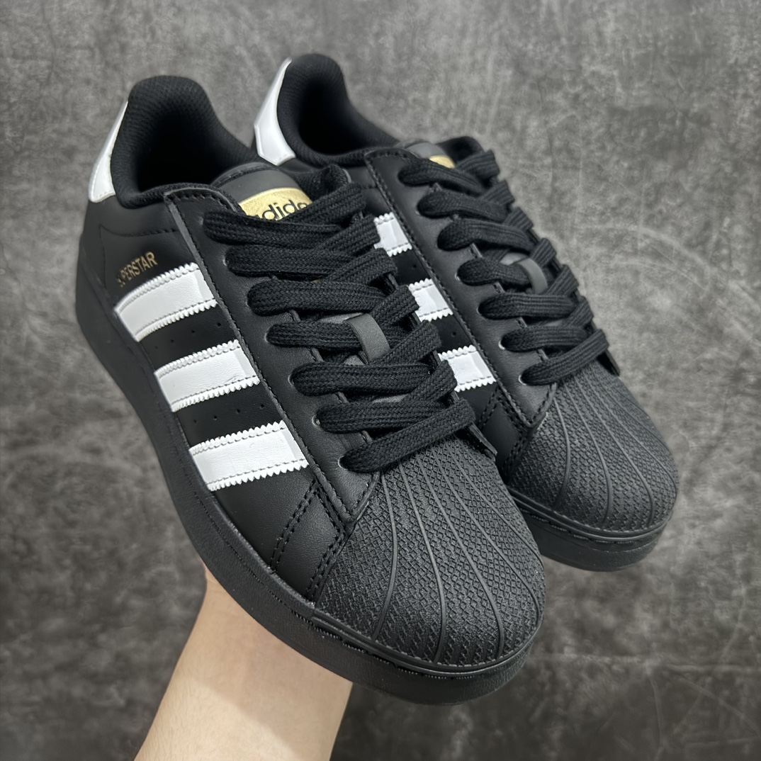 【DT纯原】Adidas Superstar XLG 阿迪金标 贝壳头厚底款低帮休闲板鞋 IG9777n市售顶级版n平台充正 全鞋百分百原材料全鞋电脑针车 Logo针车间距针数原版一致n皮料切割冲裁零瑕疵 原鞋一致含胶量大底原盒中文内外标 检验标 QC质检标齐全大几率过验 不对比市面只对比原鞋 只服务最高端市场  尺码：35.5 36 36 36.5 37 38 38.5 39 40 40.5 41 42 42.5 43 44 44.5 45 编码：DL220240-鞋库