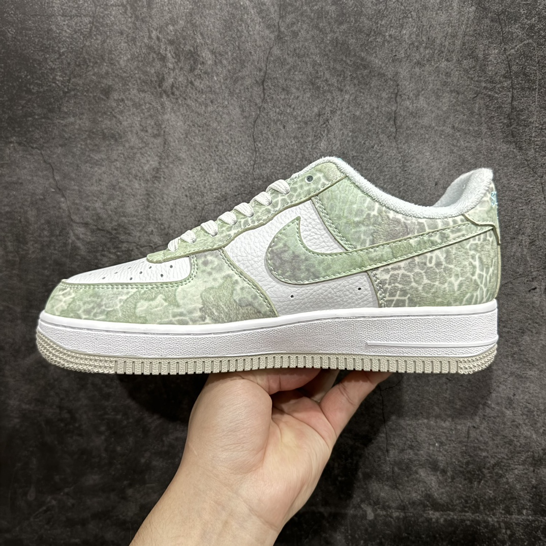 海外限量发售NIke Air Force 1 '07 Low “中国年限定--辰龙” 空军一号 CV1724-109