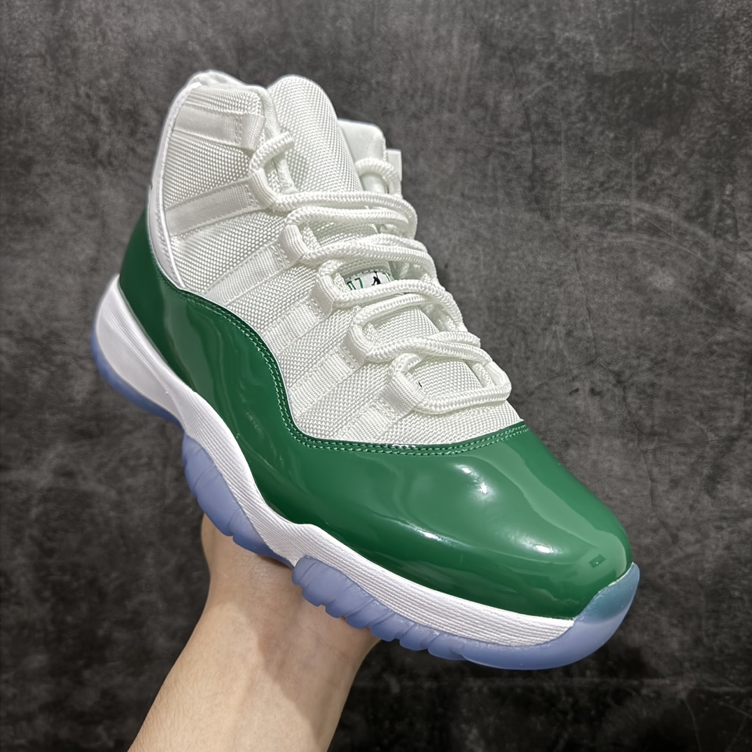 图片[3]-【外贸版】Air Jordan 11 AJ11 白绿高帮篮球鞋 CT8012-113nn外贸大厂纯原出品n采购原装碳纤 原纸板开发上脚极致充正 限定原盒纯原质感 进口头层皮料 中底拉帮线整体清洁度等各方面细节完全一致n碾压市面诸多嘴炮\”纯原\”请自觉区分市场错误版本👏 Size：40 41 42 42.5 43 44 44.5 46 47.5 编码：777420450-鞋库