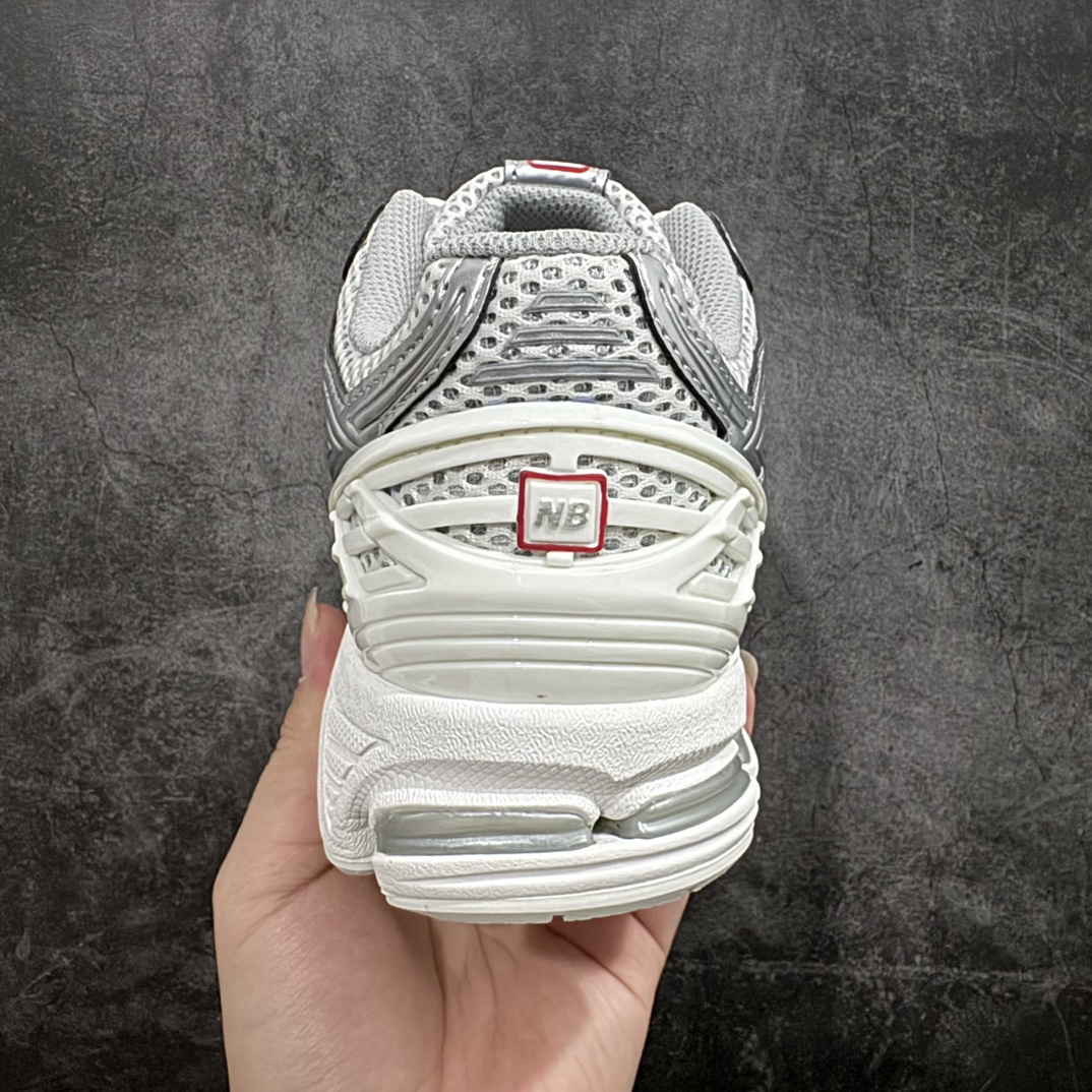 图片[4]-【M版纯原】新百伦New Balance NB1906  M1906RCB 白银n 全套原楦原纸板原厂数据开发 进口三明治网面 原装进口皮料正确绒感卡色 正确中底拉帮中底网布细节 原厂标裁 带紫光防伪 定制后跟透明水晶模块 冲裁组合 大底贴合程度胶水上色把控完美 整洁度挑战全网艺术家 多道序QC把关品质完善 匠心打造 耗时两个月开发完成 工艺极其复杂难度可想而知 新开独立私模大底 全网唯一正确六层组合大底 高端零售专供产物Size：36 37 37.5 38 38.5 39 40 40.5 41 42 42.5 43 44 45.5 46.5 47 编码：HXS300320-鞋库