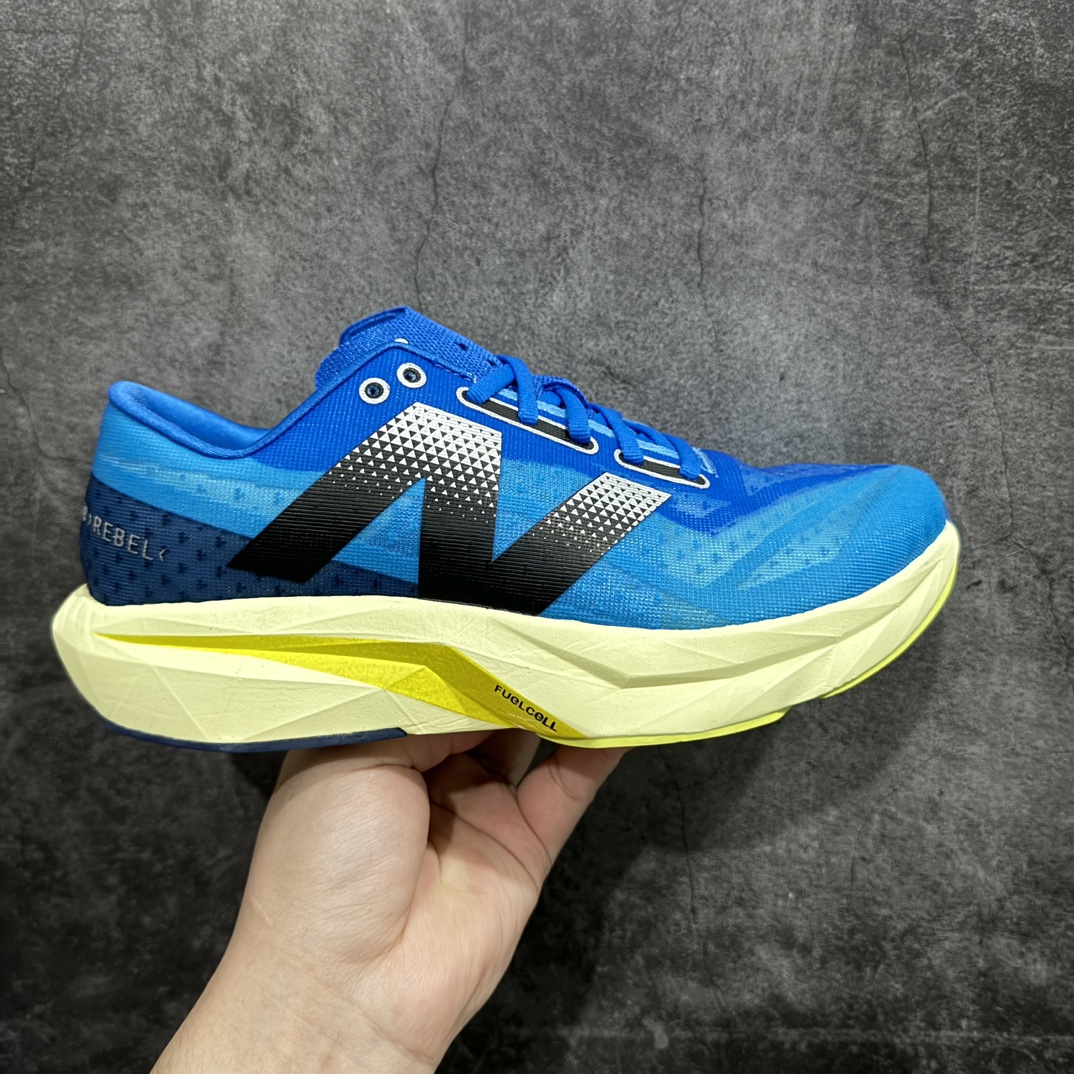 【K版】NB新百伦New Balance FuelCell Rebel v4 Preview 叛逆者v4系列低帮超轻量化马拉松运动慢跑鞋 MFCXLQ4n男女鞋真标半码制n原楦原纸版开发版型n采用超轻透气3D针织网纱线材料结构鞋面及打印Logo细节n中底嵌入FuelCell轻量化技术组合全掌纤维塑料TPU板❗️ 尺码：36 37 37.5 38 38.5 39.5 40 40.5 41.5 42 42.5 43 44 45 46 编码：HXS230350-鞋库