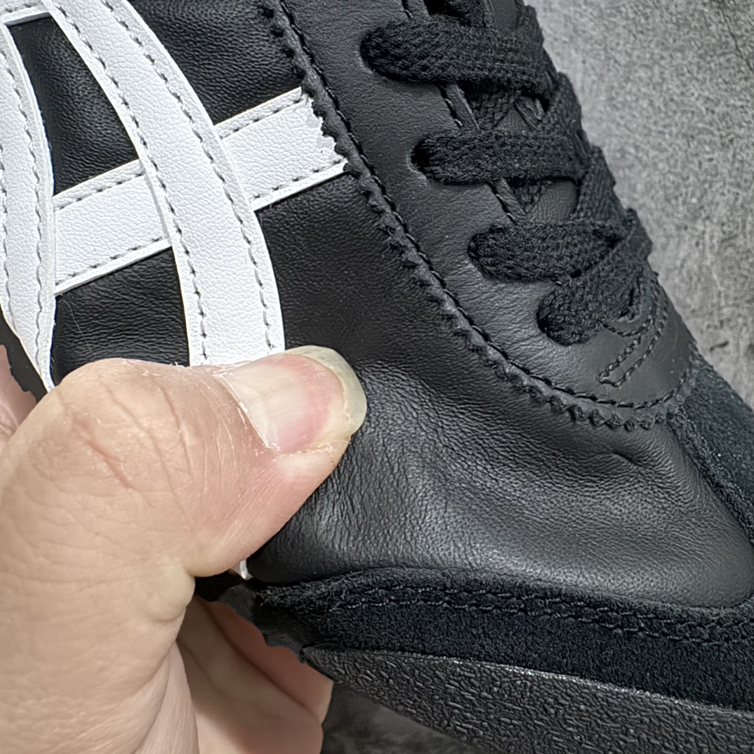 图片[5]-【MOK纯原】Asics Onitsuka Tiger MEXICO 66 亚瑟士鬼冢虎复古经典板鞋n市场最强版本 每个配色均购入原鞋校对 真正原厂头层牛皮 如假包赔 纹路、色泽、皮心颜色 质感百分百还原 海外订单工厂出品 超成熟稳定的做工品控 原装全套纸板楦头开发 原汁原味 完美呈现版型 私模正确鞋底咬花纹路 一比一鞋头弧度高度鞋身弧度 绝不口嗨 细节品控鞋型随意秒杀市面 原档咬花纹路私模大底 一个单元有六个三角形 总体形拼接呈现花瓣状 官方四联吊牌 原装Ortholite轻量化鞋垫 原盒原配 质保卡 说明书 钢印防尘纸  纸板中底带钢印 乳胶组合鞋垫 支持全方位的对比专柜 产品从款式颜色造型上体现出追求舒适和细节的完美 鞋类更是推崇手工制作的严谨与完美 融舒适性与可穿性的设计风格 注重细节的完美和别致魅力 既保持稳重 又不失轻松的时尚感 尺码：36 37 37.5 38 39 39.5 40 40.5 41.5 42 42.5 43.5 44 45 46 编码：LE270280-鞋库