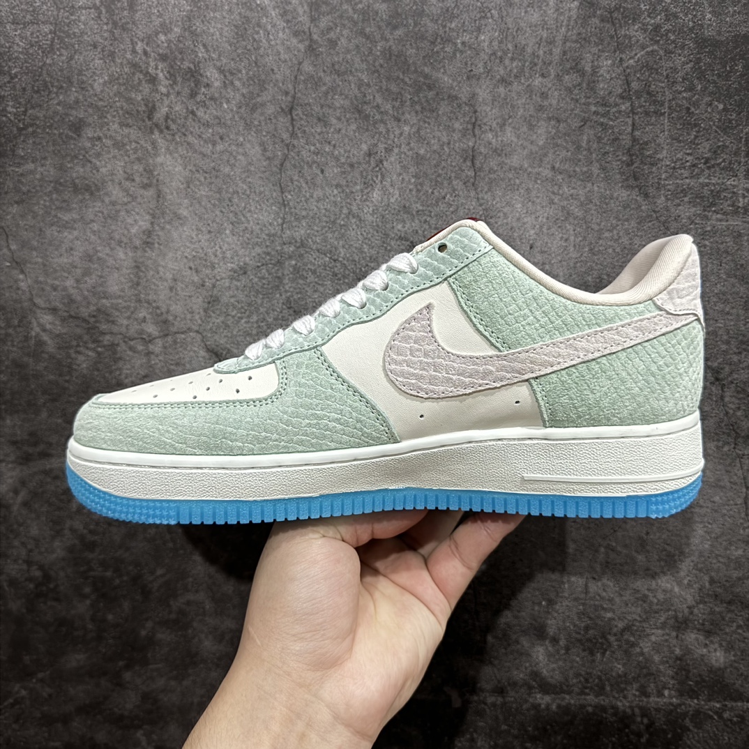 海外限量发售Nike Air Force 1 '07 Low “中国年限定--龙鳞” 空军一号 低帮 运动鞋 CV1724-110