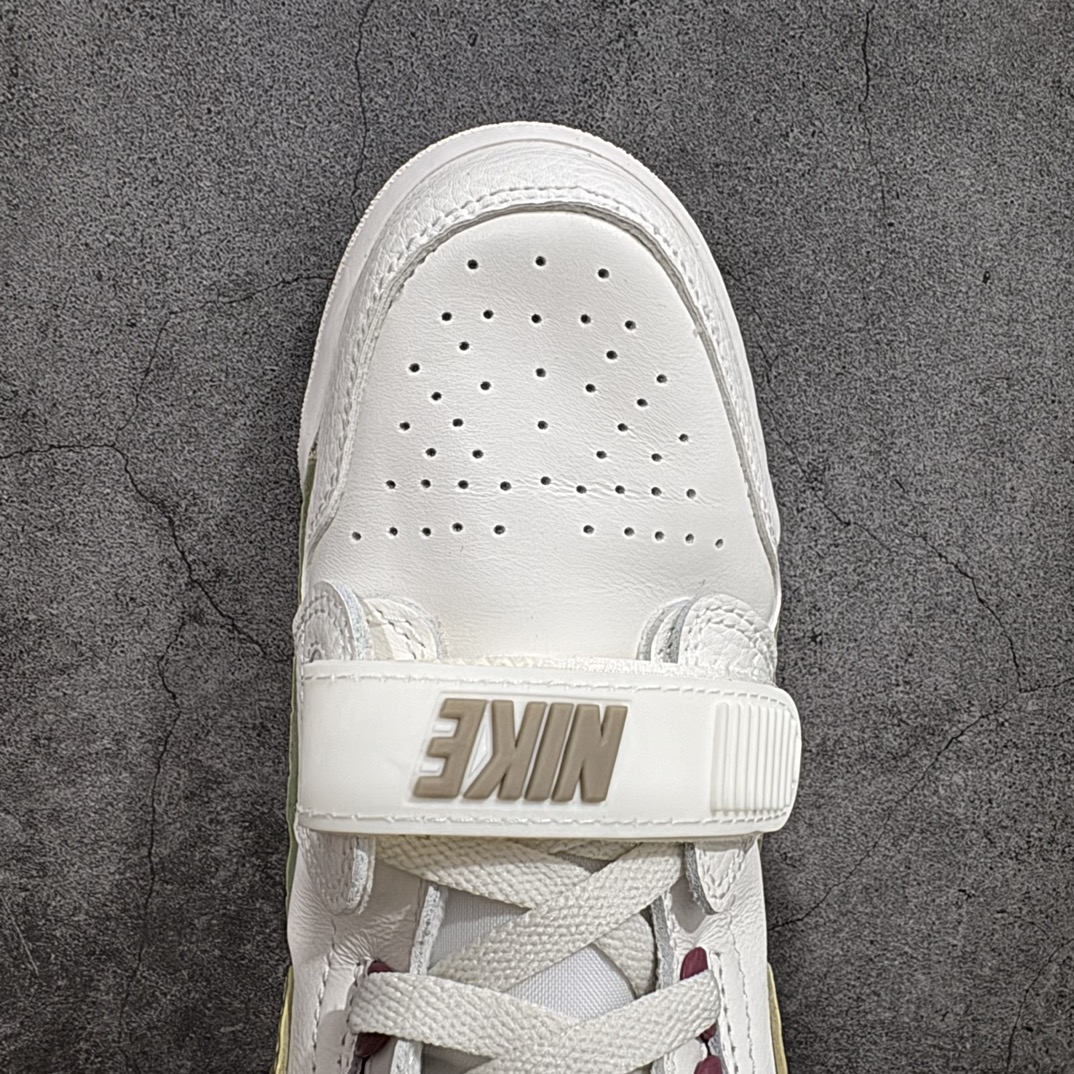 图片[5]-【奥莱Zp订单福利】Air Jordan Legacy AJ312 高帮 FZ5047-120 奥莱zp订单 直播间399 499一样的东西 帮你省钱 鞋身采用了皮革材质打造 横跨鞋面的魔术贴十分吸睛 侧面的Swoosh Logo的一部分被鞋面遮挡了一部分 颇具玩味 魔术贴上标有NK标识 而鞋舌上是Jordan的经典飞翼Logo 后跟和鞋底均采用了Air Jordan 3 的设计 后跟上同样也使用了经典的爆裂纹图案 尺码：35.5-40-选品中心