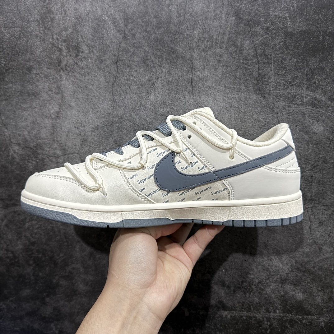 定制版SupremexNikeDunkLow陨石灰刻字此款主张打破传统的工业化流水线设计限制以Madeb