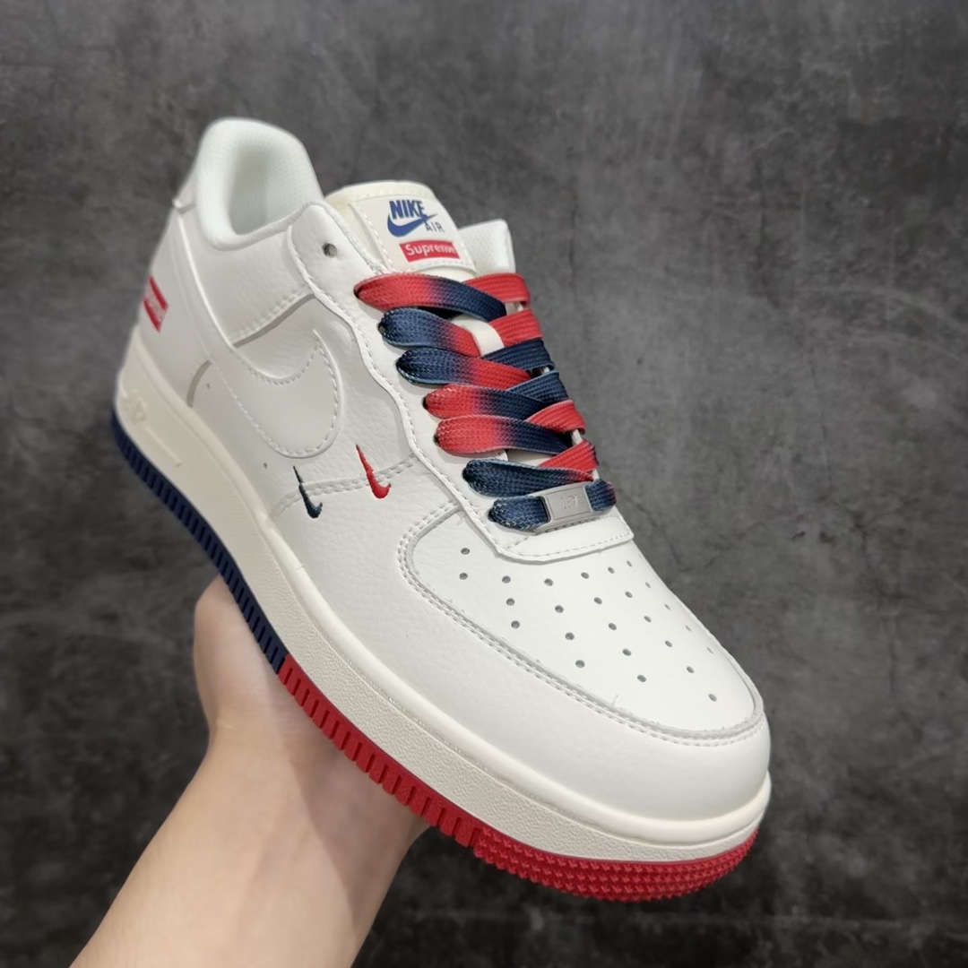 公司级海外限量发售NIkeAirForce107Low“Supreme联名--米红蓝双勾”空军一号低帮运