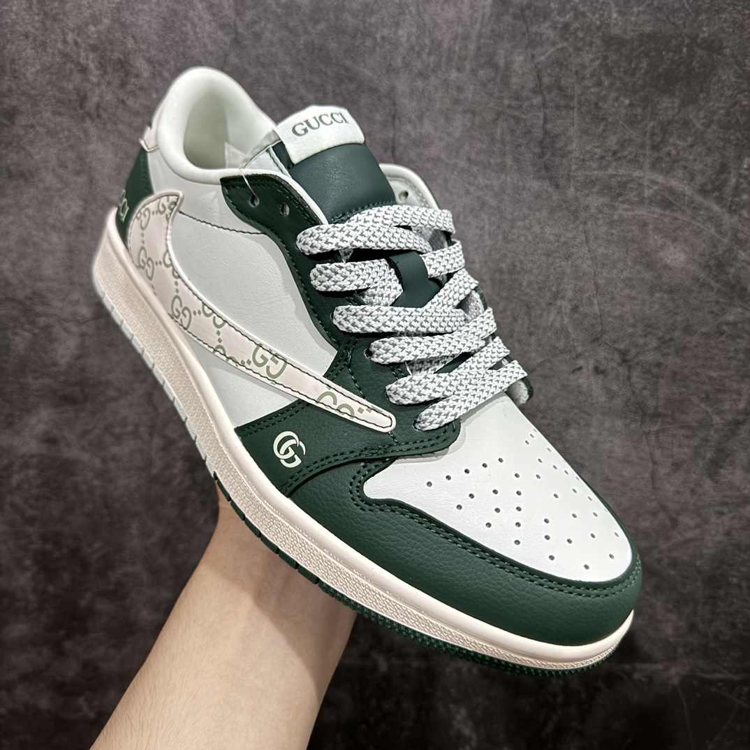 定制版 Travis Scott x Nike Air Jordan 1 Low x GUCCI 三方联名 Air Jordan 1 Low 反转浅蓝绿倒钩 JJ5288-008