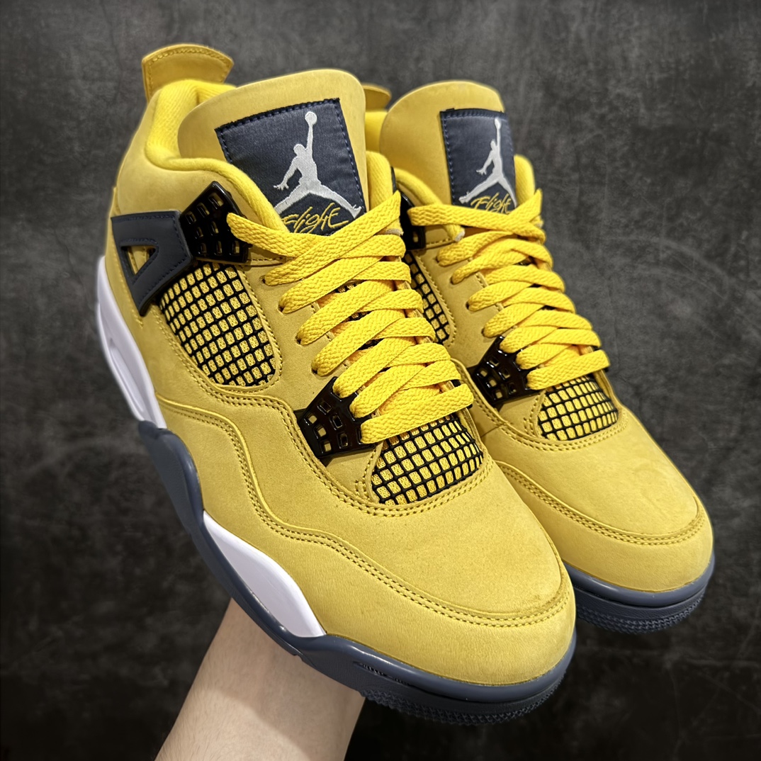 【纯原LW版本】Air Jordan AJ4 Retro 黄黑电母配色  314254-702n第一梯队最新批次 细节多次校对改良 接近完美 细节达到可过鉴定标准 耗时半年巨作 全套原纸板楦头开发 原厂特供皮料加持 确保原汁原味 完美呈现四代版型 一比一鞋头弧度高度鞋身弧度 数据细节工艺流程均保持原鞋一致 原厂TPU网格鞋带扣 正确内里网布 菱角分明不变形无多余毛边 柔软性质感一致于原鞋 原厂织唛标 原厂飞人电绣工艺 尾指中部跳三针 独家绑鞋带手法 印刷中底布 四线拉帮 米色美纹纸贴合固定 进口港宝加持 后跟自然饱满 全鞋荧光划线卡点 追求极致完美 每一双都是工艺品 多重QC质检 超越公司货的品控标准 实实在在的免检产品 尺码：36-47.5 编码：X10450480-鞋库