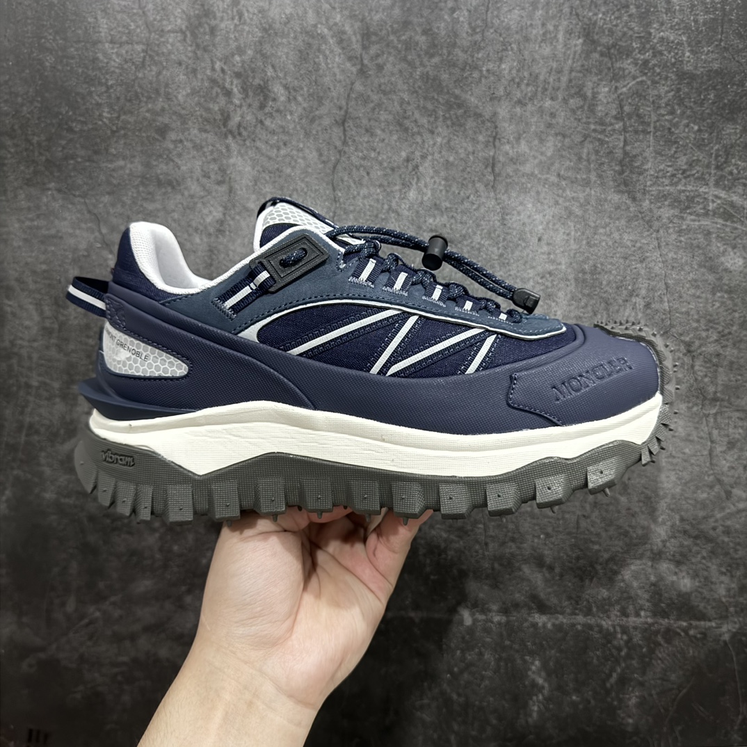 【OK版本】Moncler 盟可睐/蒙口 Trailgrip GTX 抗撕裂材质山地户外鞋 n鞋身采用Cordura防撕裂尼龙/Gore-Tex防水材质 中底内置全掌碳板 支撑性能拉满 侧边3M反光带 鞋底搭载Vibram外底提供超强的抓地力和防滑性能 原装大盒包装 内赠Moncler徽章防层袋一副  尺码： 36 36.5 37.5 38 38.5 39 40 40.5 41 42 42.5 43 44 44.5 45 46编号：DF480500-鞋库