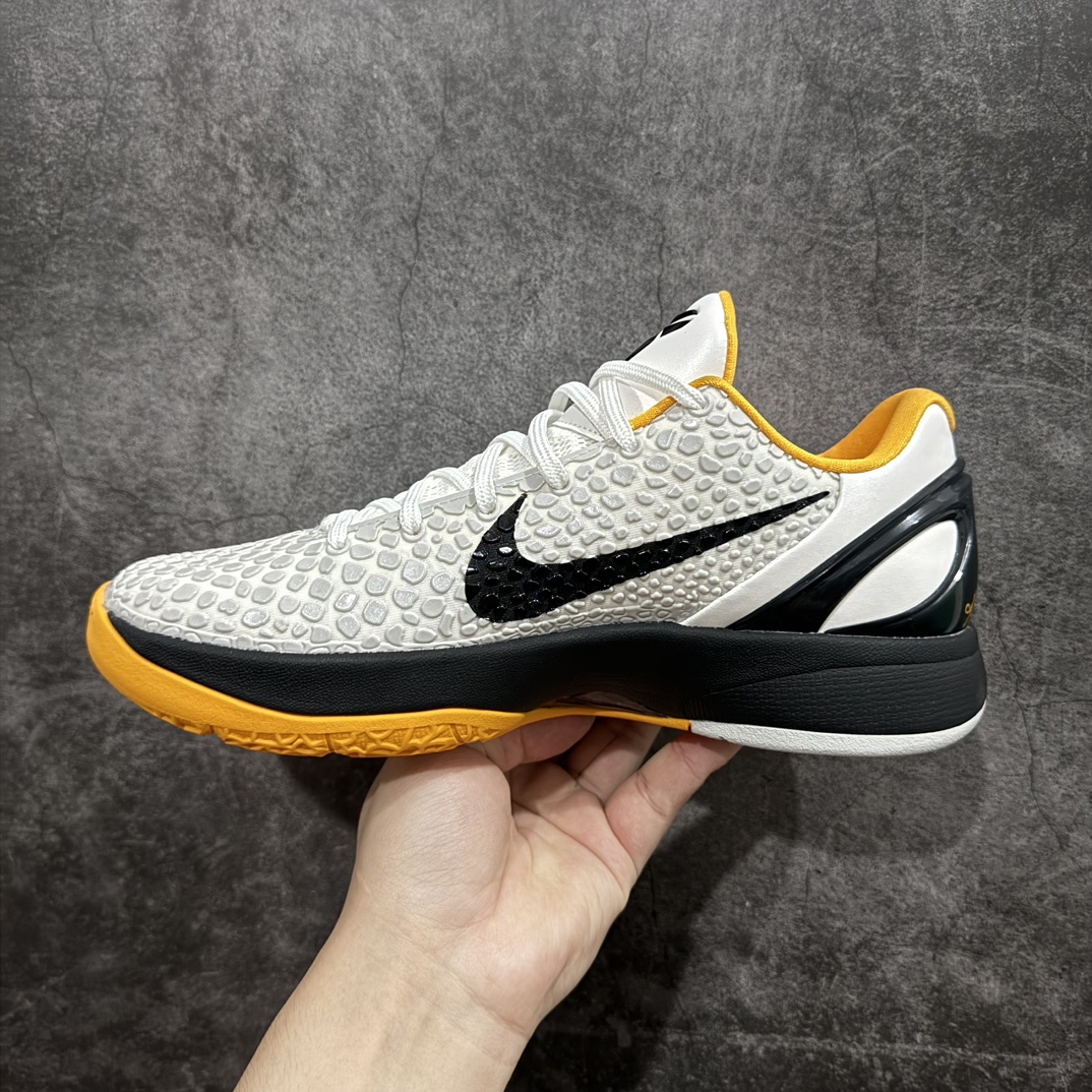 图片[2]-【神版纯原】NK Zoom Kobe 6 科比六代签名实战篮球鞋 季后赛白黄 CW2190-100n欧美外贸平台特供版完美实战无压力售后售前保到底n主攻中高端市场 全套原纸板楦头开发确保原汁原味 完美呈现版型 一比一鞋头弧度高度鞋身弧度细节品控鞋型完美 原厂TPU网格鞋带扣 正确内里网布 前后气垫加持 信仰绝不减配 全鞋身材料卡色独家定制 SWOOSH 蛇鳞 正确珠光效果（内嵌珍珠粉）独家前掌Zoom Turbo 后掌马蹄Zoom缓震 内置全真动态飞线 独家复刻U型缓震垫带独立钢印 十年情怀 这里完美落地 一个月独家售后 为实战保驾护航  尺码： 40 40.5 41 42 42.5 43 44 44.5 45 45.5 46 47.5  编码：DZ310340-鞋库