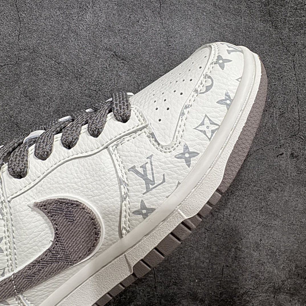 定制版 LV x Nike Dunk Low 米灰满天星 FC1688-131