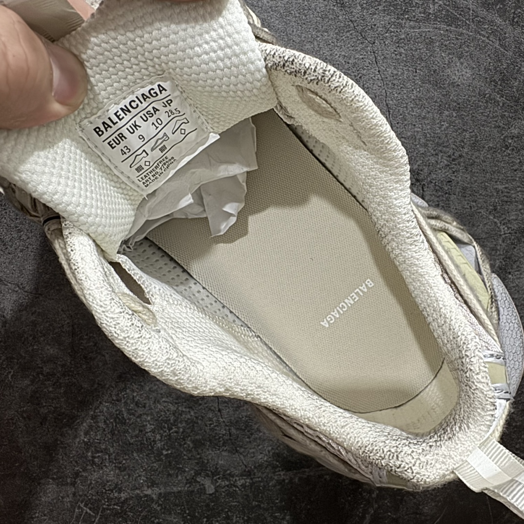 图片[9]-【XA纯原版本】巴黎世家 户外概念鞋Balenciaga Sneaker Tess 十代B款米灰色n独家纯原版本 细节精准对位官方 私模组合大底n原装大盒 从里到外 一切百分百还原官方配置 顶级专供外贸 碾压市面一切真标版本Size：35 36 37 38 39 40 41 42 43 44 46 编码：DF440460-鞋库