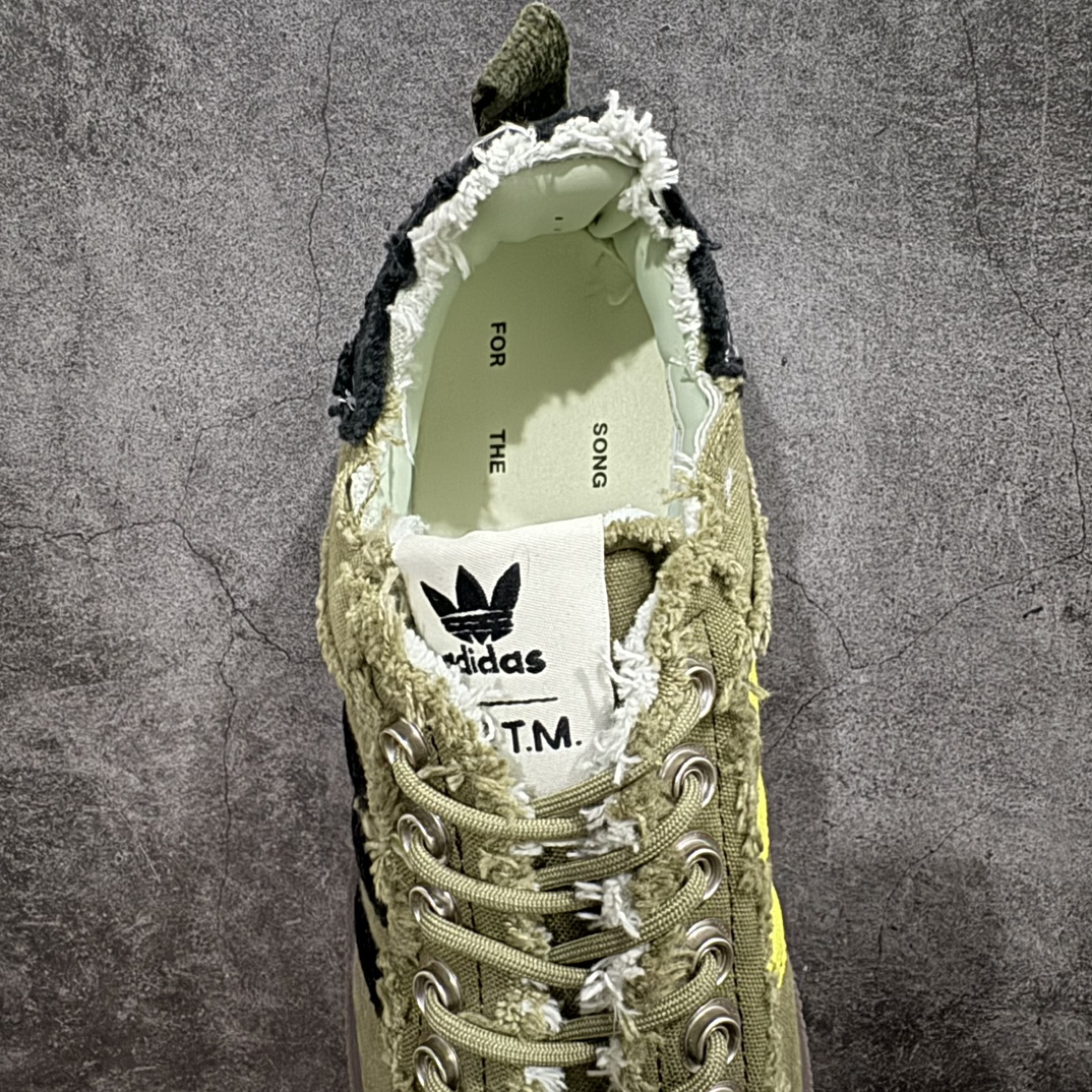 图片[8]-【福利专供版】Song For The Mute x AD Originals Campus 90S 最新联名复古破坏工艺帆布鞋 上架实拍 原版开发版型，外置耐磨防滑橡透明胶底，不对称配色设计，毛巾面料的三条杠和后跟提环，破坏毛边的做旧设计，纽扣式鞋带孔，细节和质感拉满，满满时尚感 货号：ID4792 尺码：36 36.5 37 38 38.5 39 40 40.5 41 42 42.5 43 44 44.5 45-选品中心