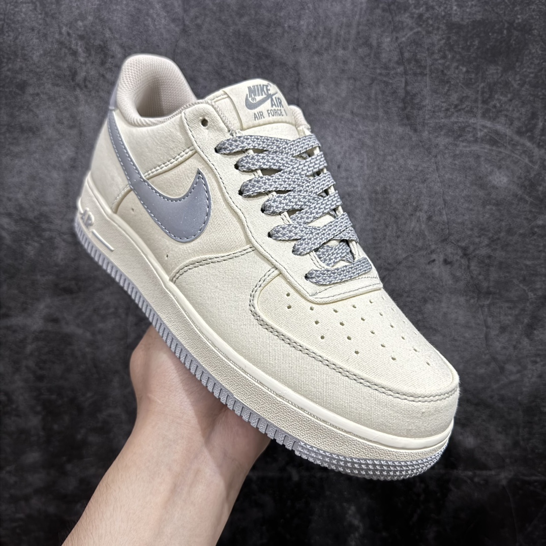 图片[3]-【公司级】海外限量发售 NIke Air Force 1 \’07  米银布面 空军一号低帮休闲板鞋 3m反光 进口牛筋布 原楦头原纸板 纯正空军版型 全掌内置全掌气垫 原盒配件 原厂中底钢印 拉帮完美 货号：TQ1456-222nSIZE：36 36.5 37.5 38 38.5 39 40 40.5 41 42 42.5 43 44 44.5 45 编码：LF250260-鞋库