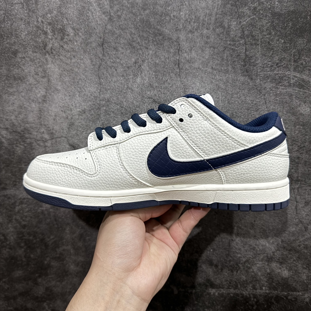 图片[2]-【定制版】NK Dunk Low 定制配色 NC2103-303 大厂出品 极力推荐 原装头层材料 独家版型蒸餾加工帶來的是更好的视觉和脚感体验大厂纯原品质出货 清洁度 电绣工艺 皮料切割干净无任何毛边 细节完美SIZE：36 36.5 37.5 38 38.5 39 40 40.5 41 42 42.5 43 44 44.5 45 编码：HXS320340-莆田鞋批发中心