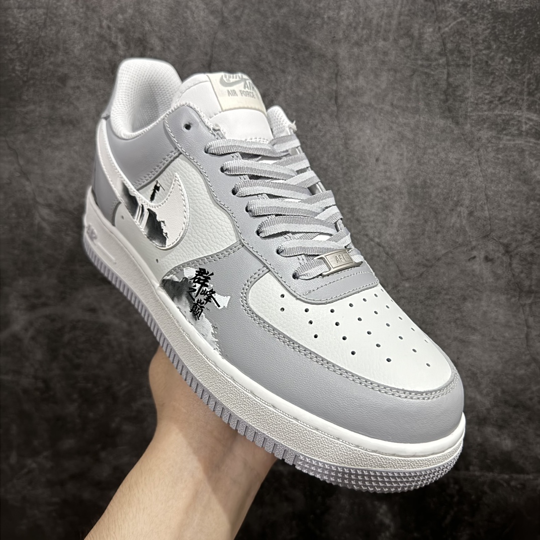 图片[3]-【纯原版】Nike Air Force 1\’07 Low\”Peak Of The Group\”空军一号低帮经典百搭休闲运动板鞋“烟灰白黑群之巅峰涂鸦” 货号：CW1888-060 尺码：36 36.5 37.5 38 39 40 40.5 41 42 42.5 43 44 44.5 45 编码：HXS290300-鞋库