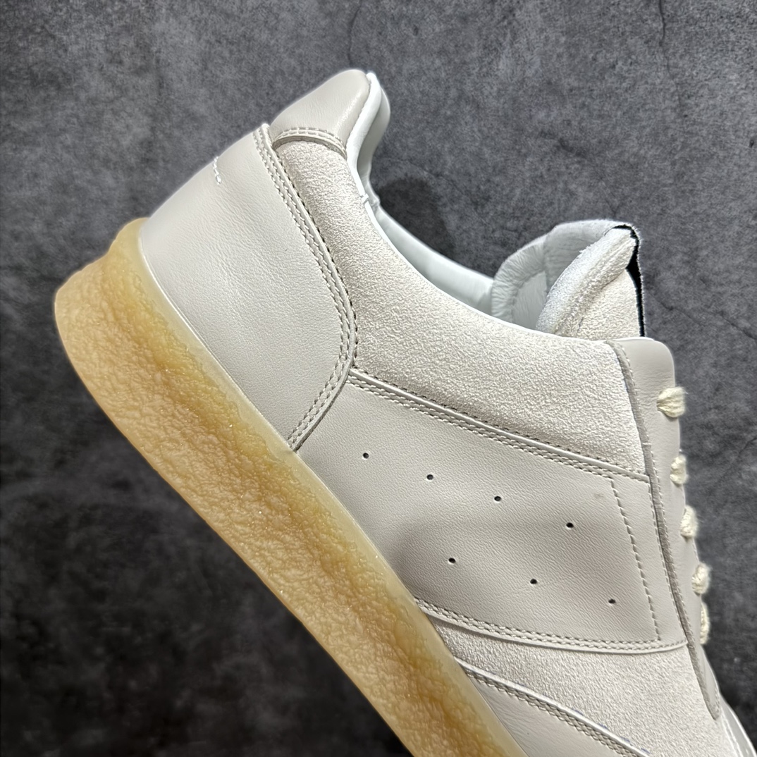 图片[7]-【渠道版福利】Maison Margiela 6 Court MM6 马吉拉复古低帮圆头时尚德训鞋 上万点击率爆款 高端零售专供批次 全套原楦原纸板原厂数据开发 全鞋荧光划线卡点 胶水把控整洁度追求极致完美 多重QC质检 超越公司货的品控标准 实实在在的免检产品 原盒原配防尘袋购物卡 全网唯一正确0-23数字排版 一比一间距字体 内里全头层小羊皮 原版防滑鞋底设计 灰色翻毛牛皮 白色细纹贝利头层皮 依照原版逐帧开发 原装淡粉纸板中底带编号钢印 尺码：36-45带半码-选品中心