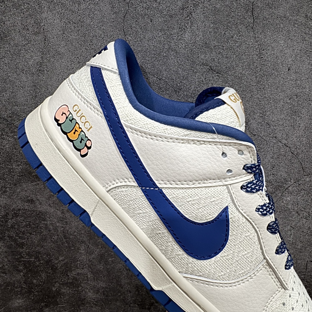 图片[7]-【定制版】NIKE SB Dunk Low x GUCCI 米白帆布宝蓝小钩满天星n性价比天花板 极力推荐👏原装头层材料 独家版型蒸餾加工帶來的是更好的视觉和脚感体验大厂纯原品质出货 清洁度 电绣工艺 皮料切割干净无任何毛边 细节完美货号：DQ1098 373 尺码：36-46（半） 编码：FS240260-莆田鞋批发中心