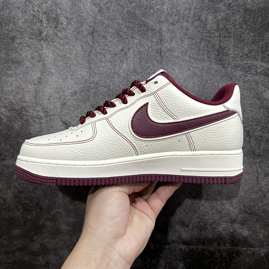 图片[2]-【定制版】Undefeated x Nk Air Force 1\’07 Low 米红麻绳 空军一号低帮休闲板鞋 UT2023-206rn#定制皮料 原装定制鞋盒 炫彩反光 细节满满 原楦头原纸板 内置全掌气垫r 尺码：36 36.5 37.5 38 38.5 39 40 40.5 41 42 42.5 43 44 44.5 45  编码：HXS310320-鞋库