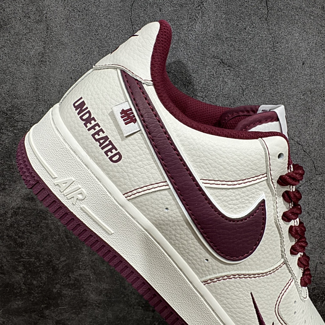 图片[7]-【定制版】Undefeated x Nk Air Force 1\’07 Low 米红麻绳 空军一号低帮休闲板鞋 UT2023-206rn#定制皮料 原装定制鞋盒 炫彩反光 细节满满 原楦头原纸板 内置全掌气垫r 尺码：36 36.5 37.5 38 38.5 39 40 40.5 41 42 42.5 43 44 44.5 45  编码：HXS310320-鞋库