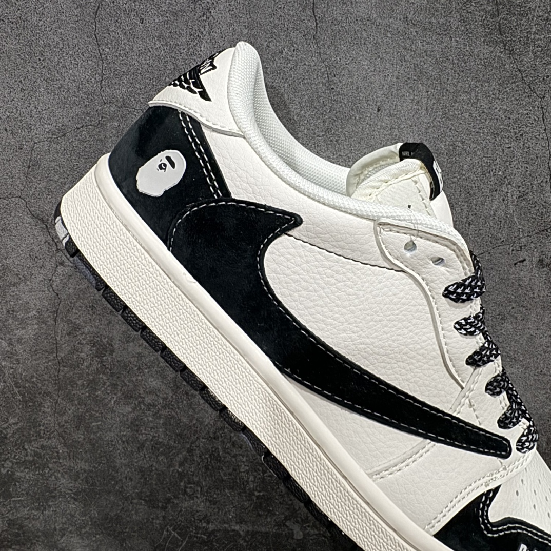 图片[7]-【定制版】Travis Scott x Fragment Design x Air Jordan 1 Low OG SP AJ1 乔1 BAPE联名-黑白脚趾 低帮文化休闲板鞋 XY2688-106nn多方联名合作融合了Travis Scott 独特的音乐风格，藤原浩个性的设计风格以及Jordan品牌的经典元素 使其成为一双具有独特身份和价值的鞋子 清新而立体的外观加上联名标识更突出了其独特身份 这种配色方案显示出活力和时尚感 在视觉上引人注目  鞋身的质感和细腻的细节处理使其显得高端而格调十足  这款“倒钩”联名是设计与创意完美结合  融合多方的个性风格是一款备受瞩目的潮流鞋款  低帮休闲板鞋 定制鞋盒 大厂纯原品质出货 超高清洁度 皮料切割干净无任何毛边 细节完美  尺码：36 36.5 37.5 38 38.5 39 40 40.5 41 42 42.5 43 44 44.5 45 编码：HXS320340-鞋库