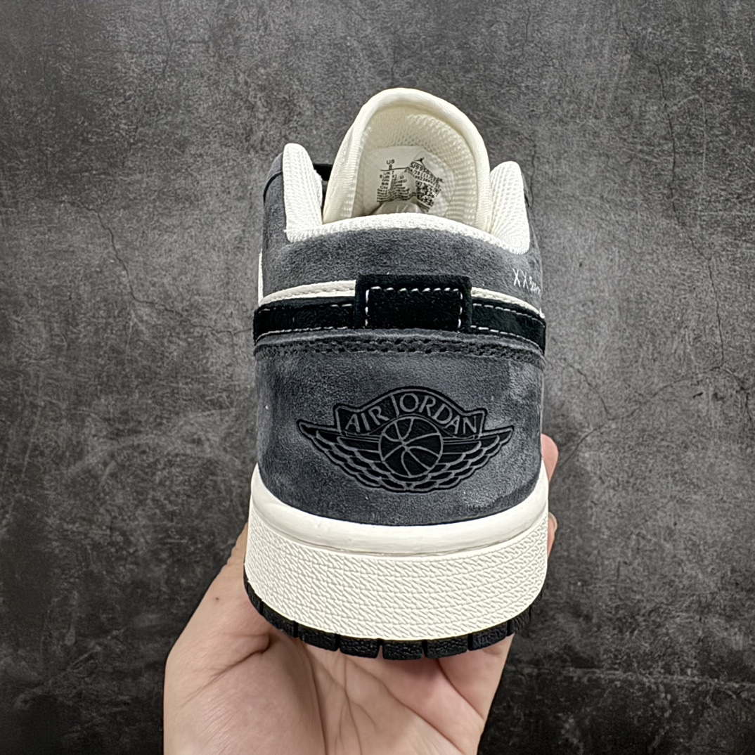 AirJordan1LowAJ1乔1暴力熊联名-米黑小勾高端定制低帮复古篮球鞋SJ9950-016#定制