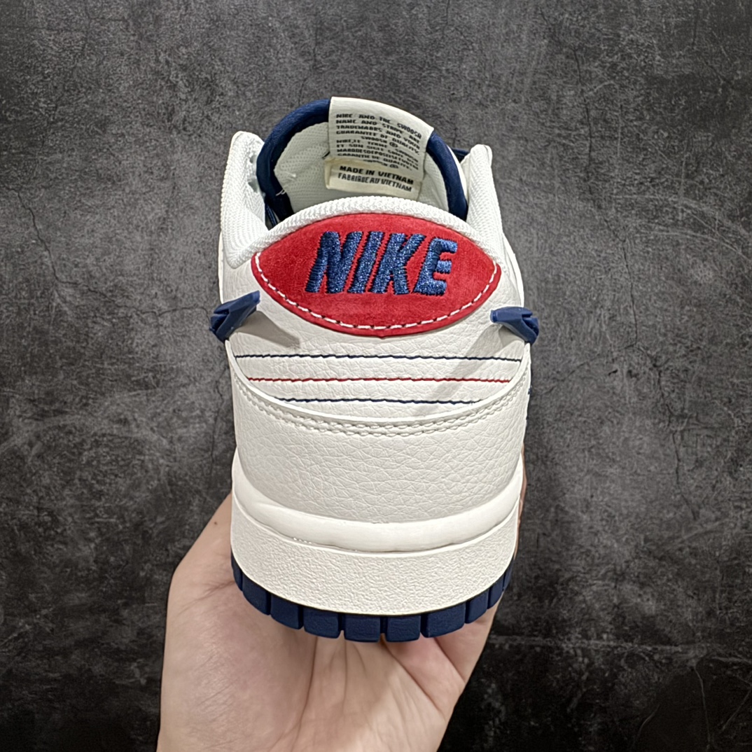 图片[4]-【定制版】海外爆款限量发售！Nike SB Dunk Low 斯图西联名——米白大蓝勾”  周年高端定制 低帮休闲板鞋 定制鞋盒 大厂纯原品质出货 超高清洁度 皮料切割干净无任何毛边 细节完美 货号：XY1688-009n Size:36 36.5 37.5 38 38.5 39 40 40.5 41 42 42.5 43 44 44.5 45 编码：HXS320340-莆田鞋批发中心